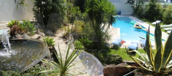 304m² Building in Alcobaca, Portugal No. 160167 8