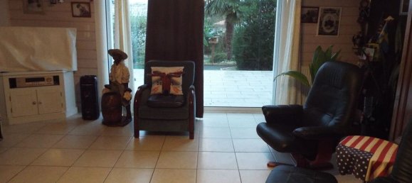 3 bedrooms House in Deux-Sevres, France No. 338935 3