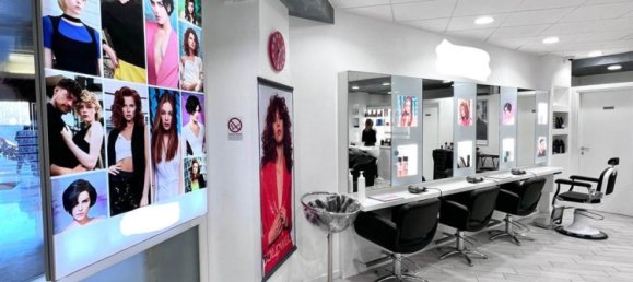 Propriété commerciale à Salò, Italy 85m² No. 6336 6