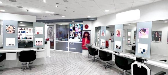 Propriété commerciale à Salò, Italy 85m² No. 6336 3