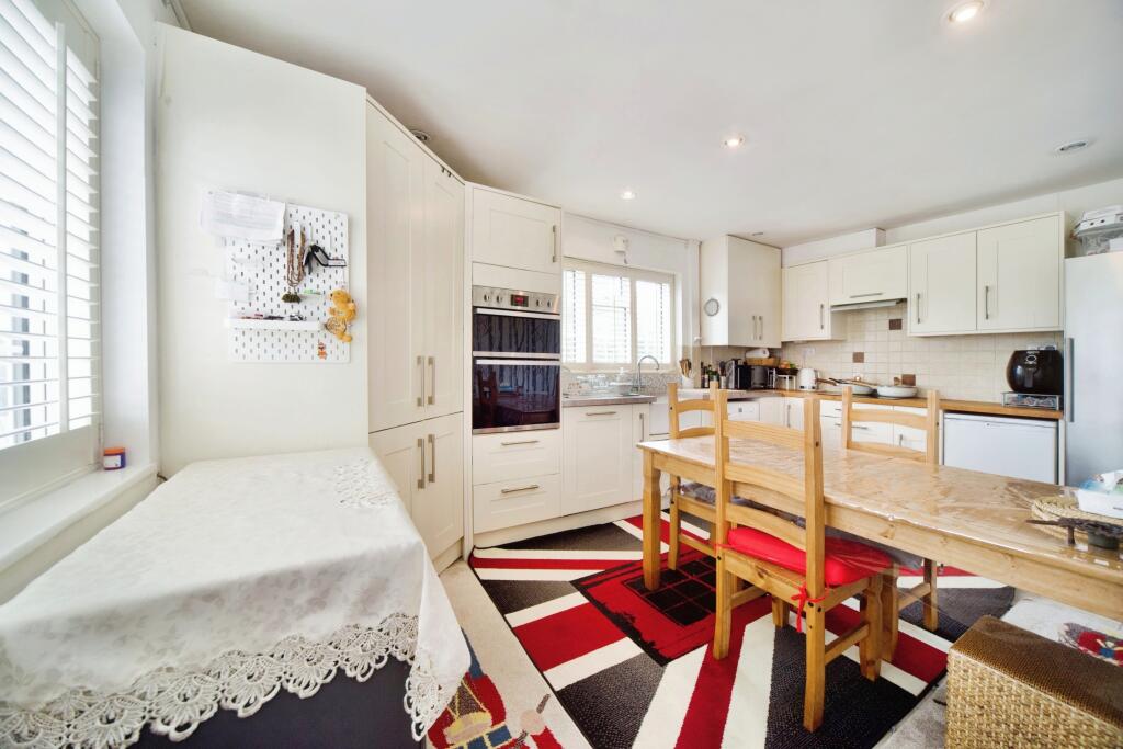 4 Schlafzimmer Haus in London, United Kingdom, Nr. 11633