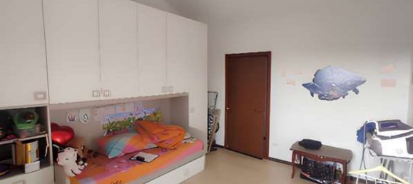 3 rooms Apartment in Brignano Gera d'Adda, Italy No. 338568 5