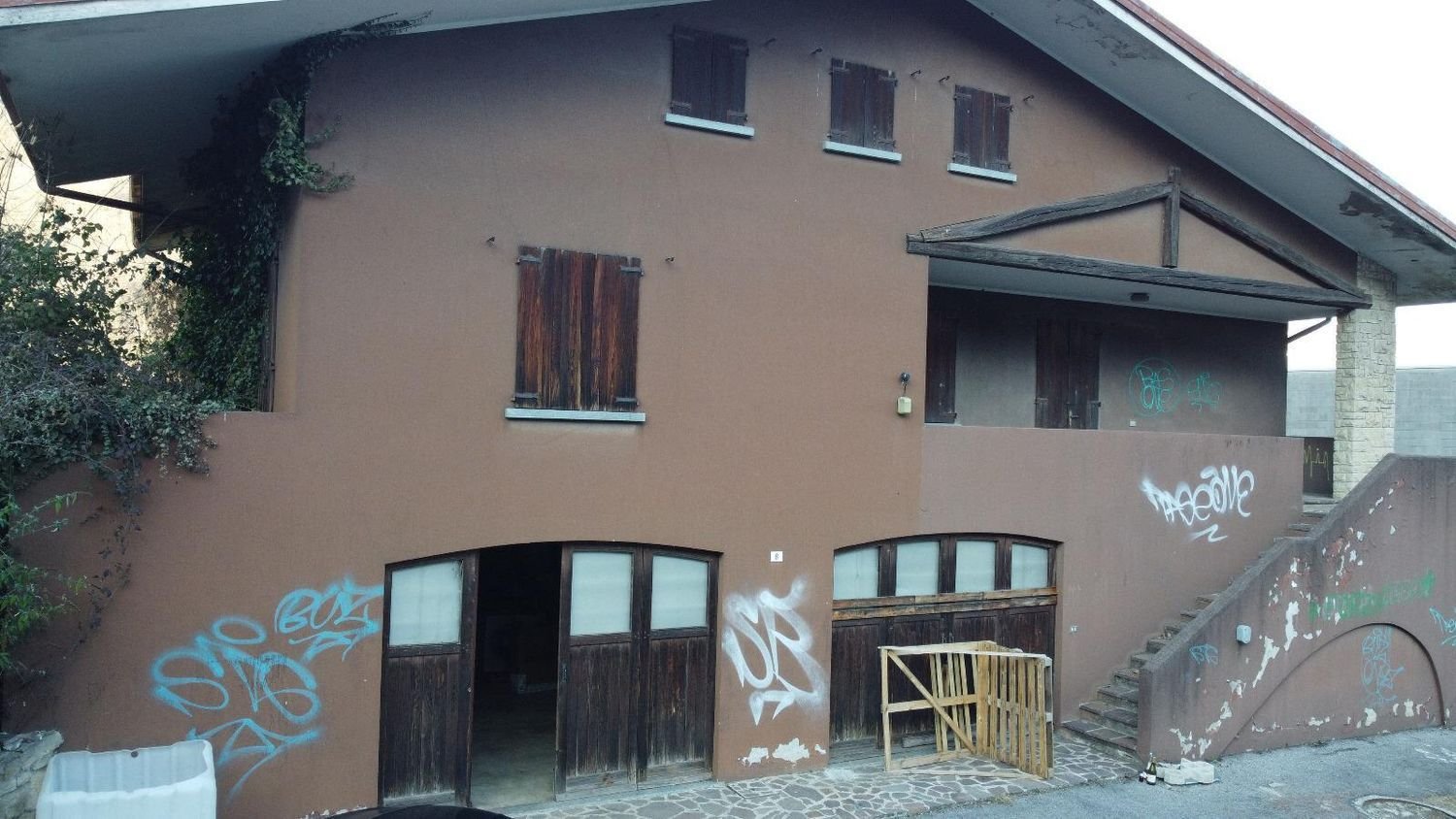 7 rooms House in Pontida, Italy No. 12082