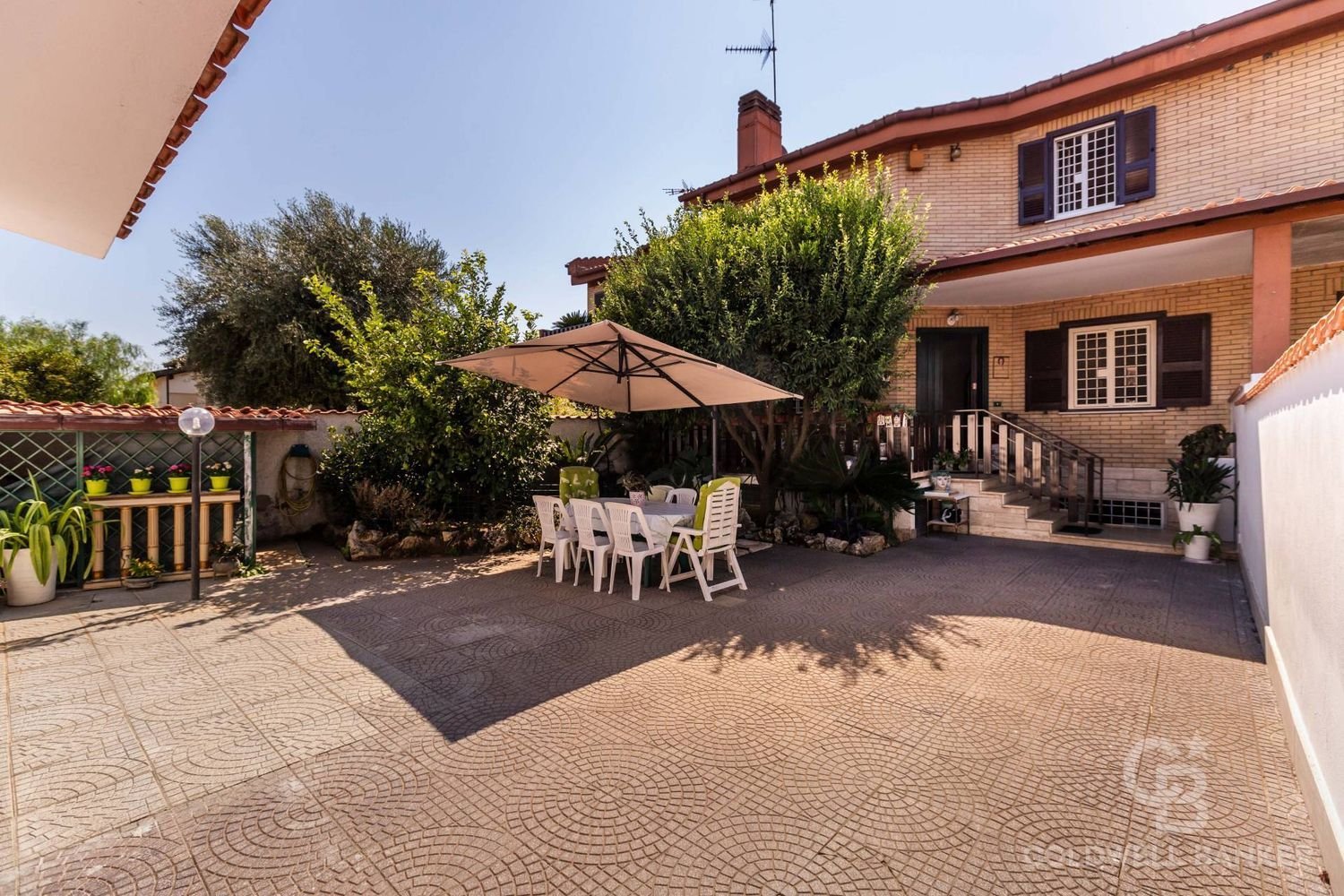 9 bedrooms Villa in Rome, Italy No. 359155