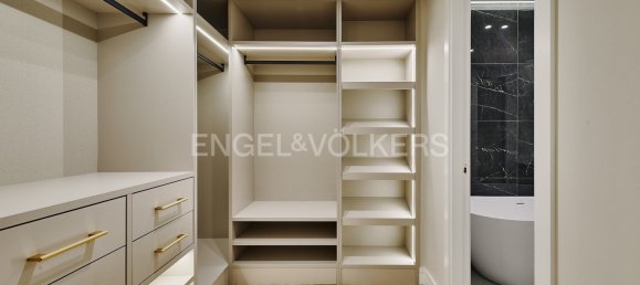 Apartamento de 3 dormitorios en Madrid, Spain No. 126375 29