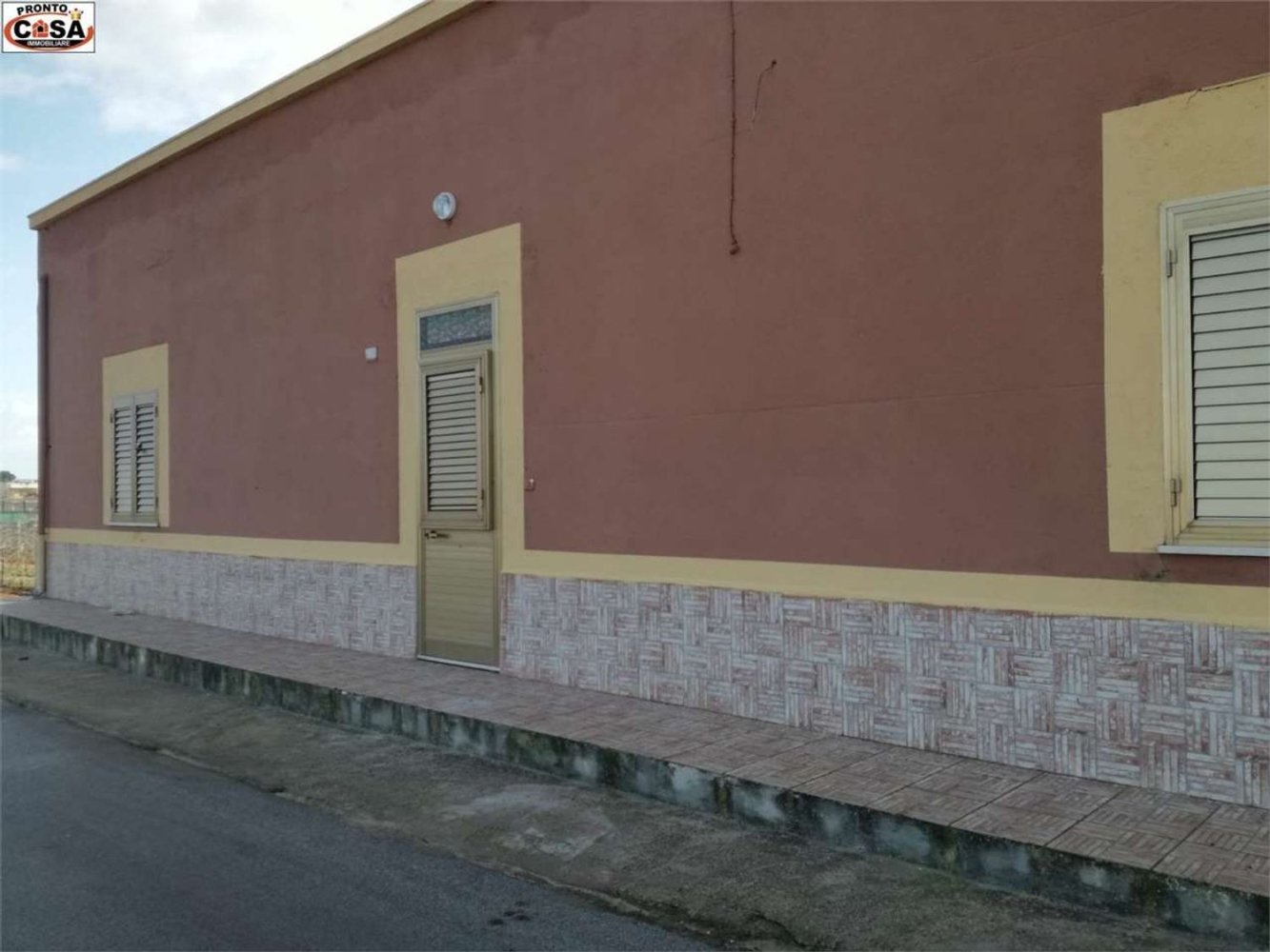 5 rooms House in Petrosino, Italy No. 103156