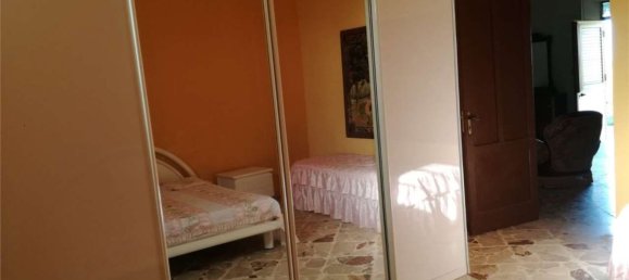5 rooms House in Petrosino, Italy No. 103156 7