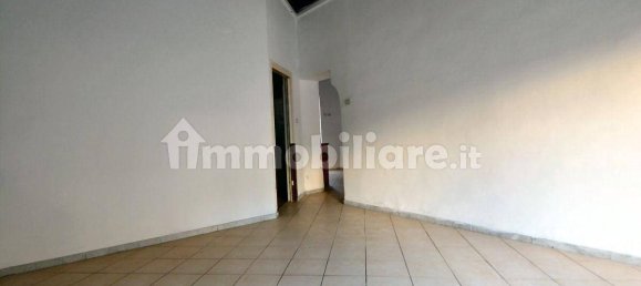 3 rooms Commercial property in Lucca, Italy No. 149031 7