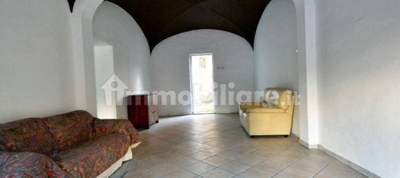 3 rooms Commercial property in Lucca, Italy No. 149031 4
