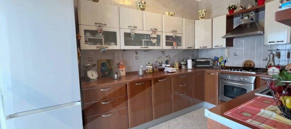 4 rooms Apartment in Bari, Italy No. 23651 22