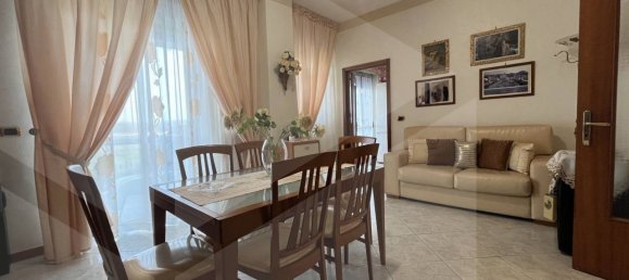 4 rooms Apartment in Bari, Italy No. 23651 27