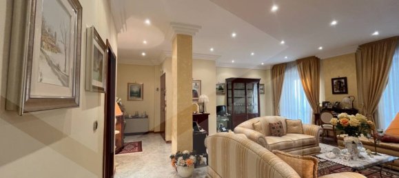 4 rooms Apartment in Bari, Italy No. 23651 20