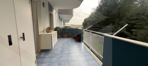 4 rooms Apartment in Bari, Italy No. 23651 38