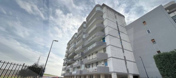 4 rooms Apartment in Bari, Italy No. 23651 42