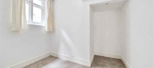 2 bedrooms Apartment in London, United Kingdom No. 5379 15