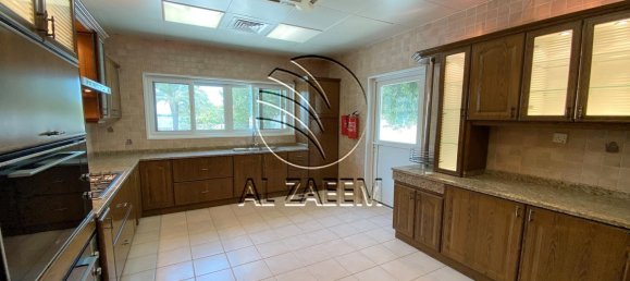 4 bedrooms Villa in Marina Village, UAE No. 29745 8