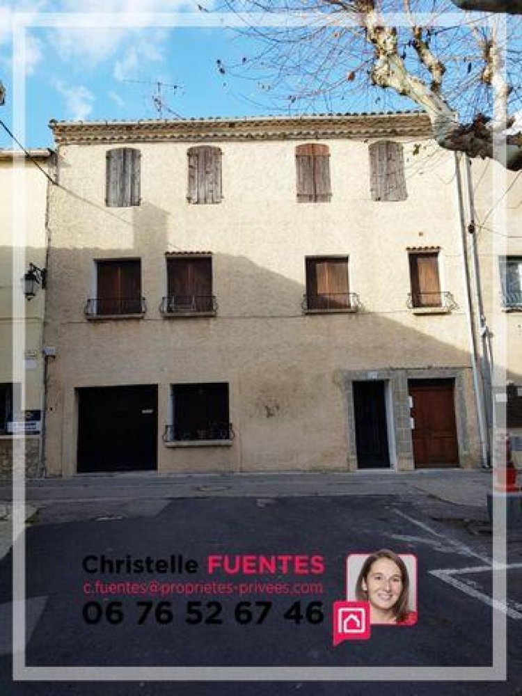 Casa de 3 dormitorios en Loupian, France No. 29941