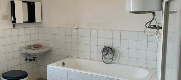 6 rooms Apartment in Pomarance, Italy No. 133731 9