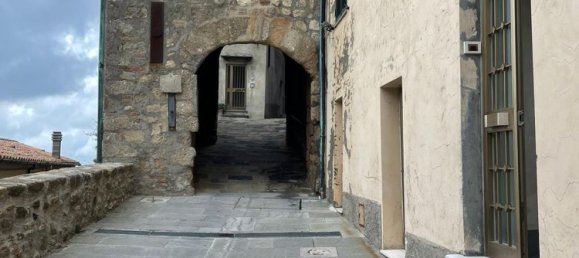 6 rooms Apartment in Pomarance, Italy No. 133731 3