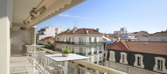 2 bedrooms Apartment in Cannes, France No. 1938 2