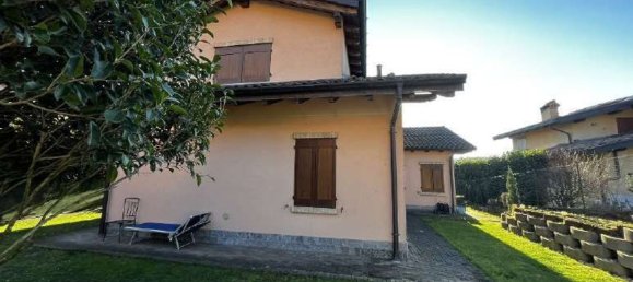 6 rooms Villa in Besozzo, Italy No. 263490 4