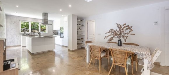 3 bedrooms Apartment in Marbella, Spain No. 180774 6