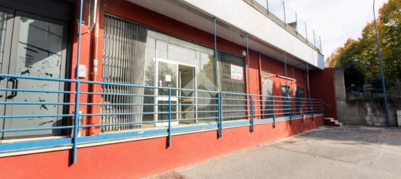 230m² Commercial property in Concesio, Italy No. 118214 3
