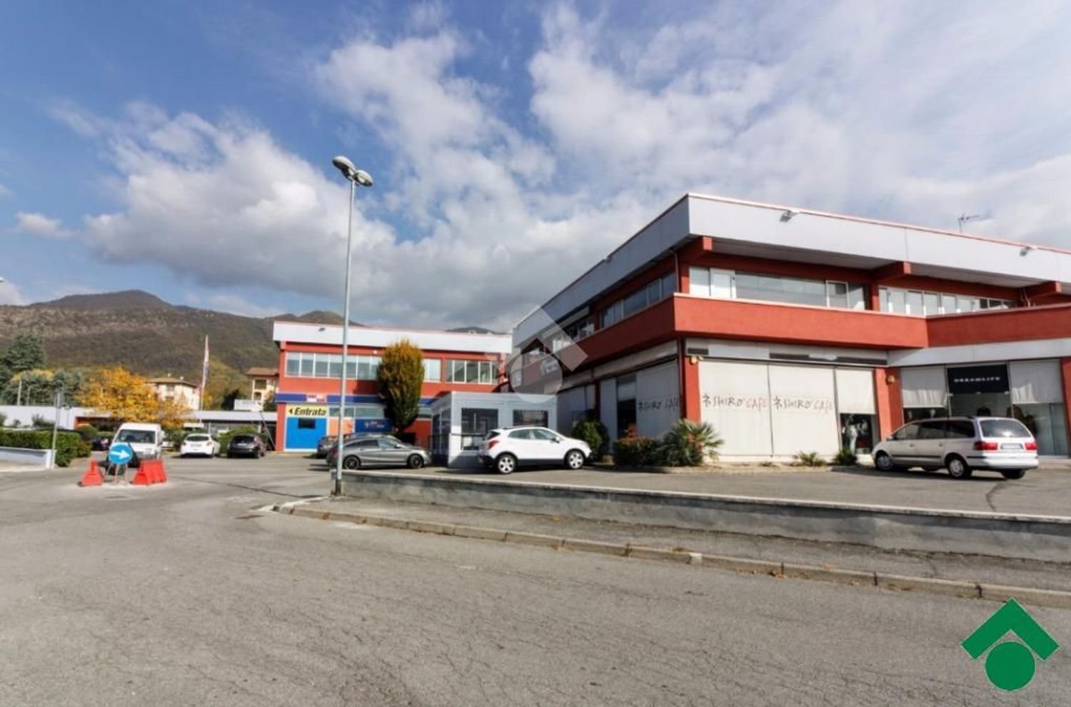 230m² Commercial property in Concesio, Italy No. 118214