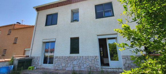 3 bedrooms House in Thuir, France No. 292267 2