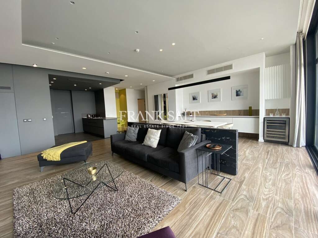 Квартира с 3 спальнями в Сент-Джулианс, Мальта № 10180