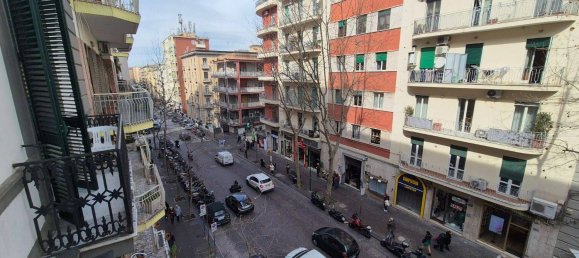 4 bedrooms Apartment in Naples, Italy No. 320409 16