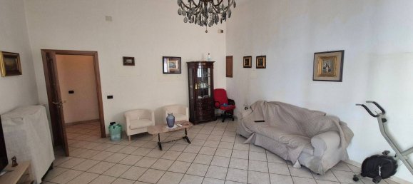 4 bedrooms Apartment in Naples, Italy No. 320409 24