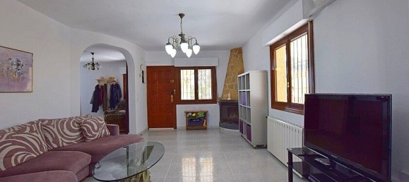 6 bedrooms Villa in Villamartin, Spain No. 14575 2