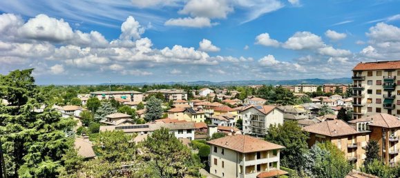 4 bedrooms Penthouse in Novi Ligure, Italy No. 323949 4