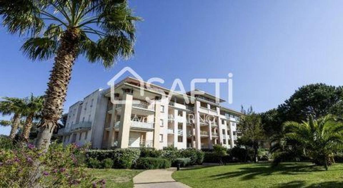 3 Schlafzimmer Eigentumswohnung in Frejus, France, Nr. 13467