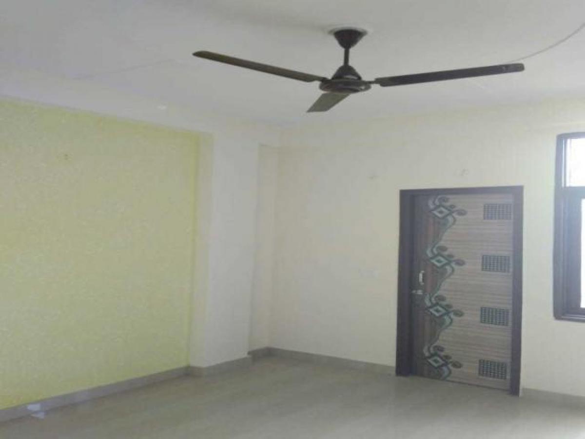 2 bedrooms House in Ghaziabad, India No. 23854