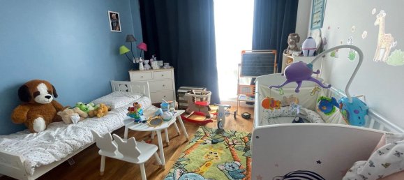 4 bedrooms Apartment in Yvelines, France No. 149861 9