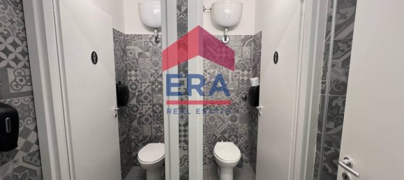 2 rooms Commercial property in Rome, Italy No. 218989 17