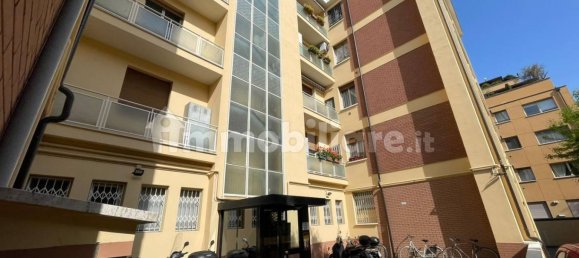 2 Schlafzimmer Wohnung in Bologna, Italy, Nr. 34465 16