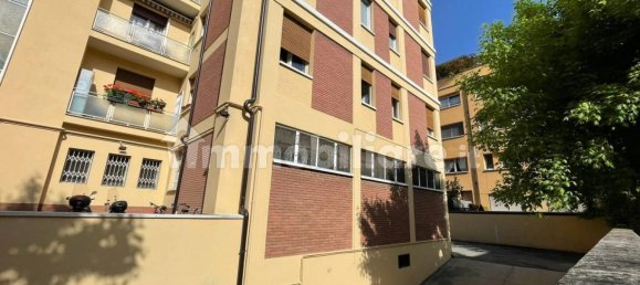 2 Schlafzimmer Wohnung in Bologna, Italy, Nr. 34465 18