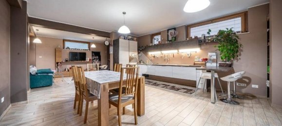 3 bedrooms Villa in Rome, Italy No. 48579 35