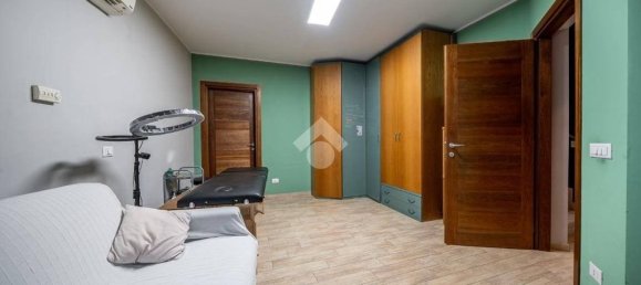 3 bedrooms Villa in Rome, Italy No. 48579 45