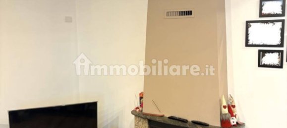 2 bedrooms Villa in Sannazzaro de' Burgondi, Italy No. 18961 8