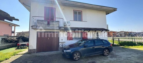 2 bedrooms Villa in Sannazzaro de' Burgondi, Italy No. 18961 20