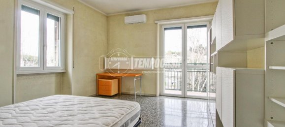 3 rooms Apartment in Rome, Italy No. 40229 29