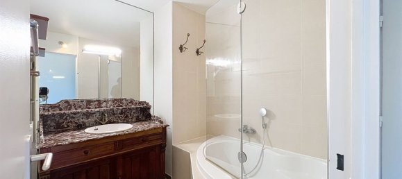 4 Schlafzimmer Wohnung in Reims, France, Nr. 72117 9