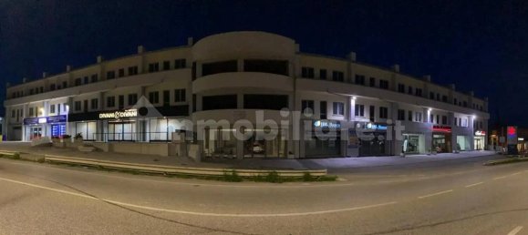 2 rooms Commercial property in Catanzaro, Italy No. 339938 5