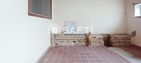 5 bedrooms House in Ain, France No. 322094 4