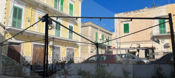5غرفة عقار تجاري في Molfetta, Italy رقم 24774 12