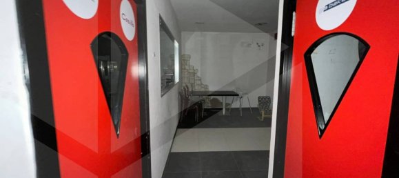 5غرفة عقار تجاري في Molfetta, Italy رقم 24774 49